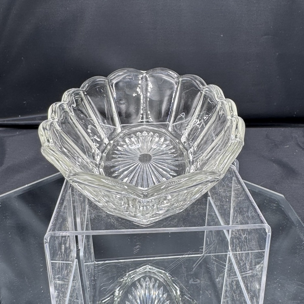 Heisey Glass Oblong Clear Pressed Glass Dish With Curved Ruffle Edge Vintage